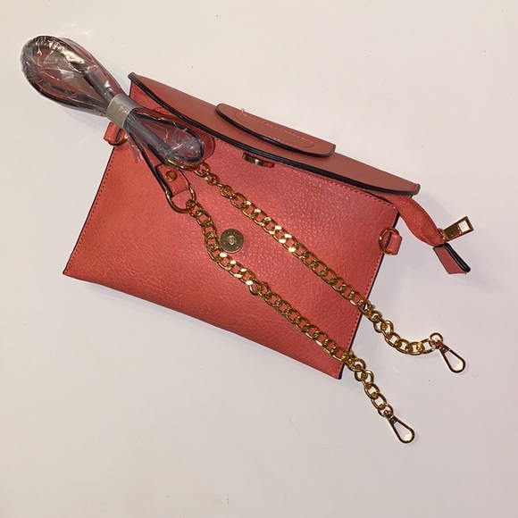 2 in 1 Purse. Coral with Bow. Gold Hardware. Straps included. Ruby Collection. - Picture 9 of 10